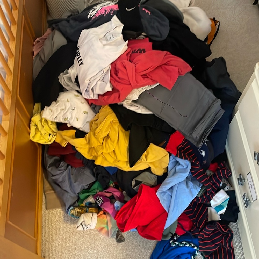all of it holster,gap,nike,levi’s,everything that you can imagine. mostly kids